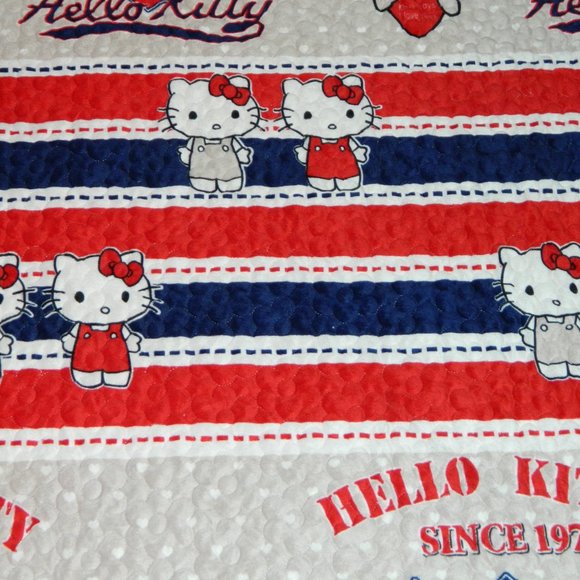 Hello Kitty Twin Size Thick Fleece Quilted Blanket - Picture 7 of 14